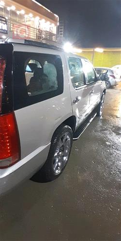 كاديلاك اسكاليد